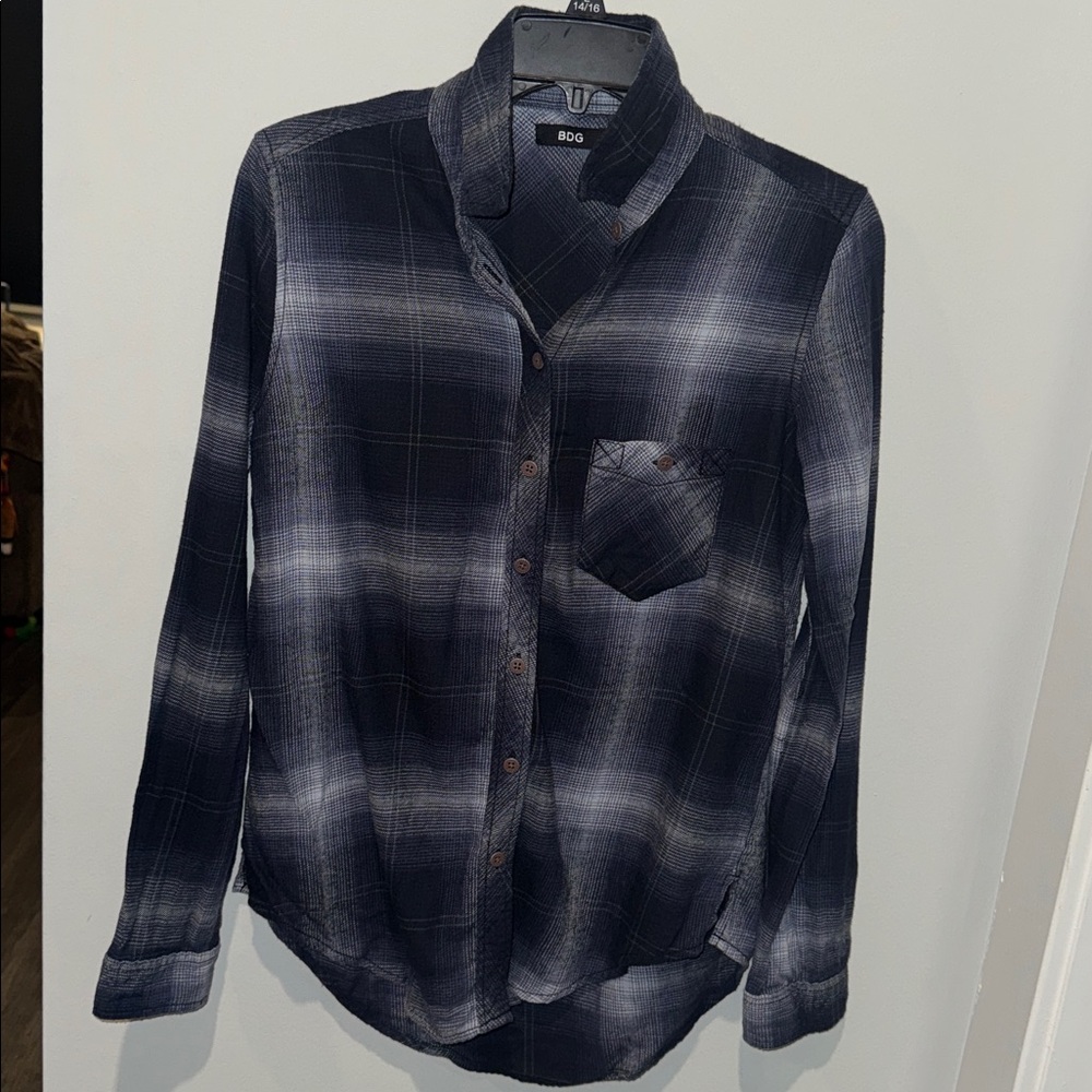 LIKE NEW Urban Outfitters Flannel